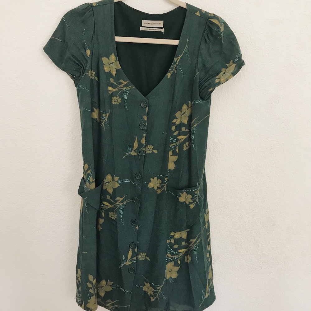 Green Floral Mini